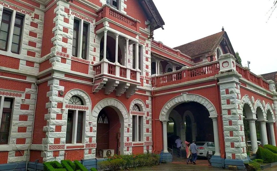 State-Central-Library-Thiruvananthapuram-Kerala-Best-Libraries-in-India